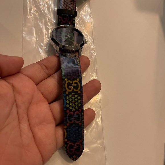 GUCCI Psychedelic G-Timeless Watch 38mm Unisex - Picture 4 of 14